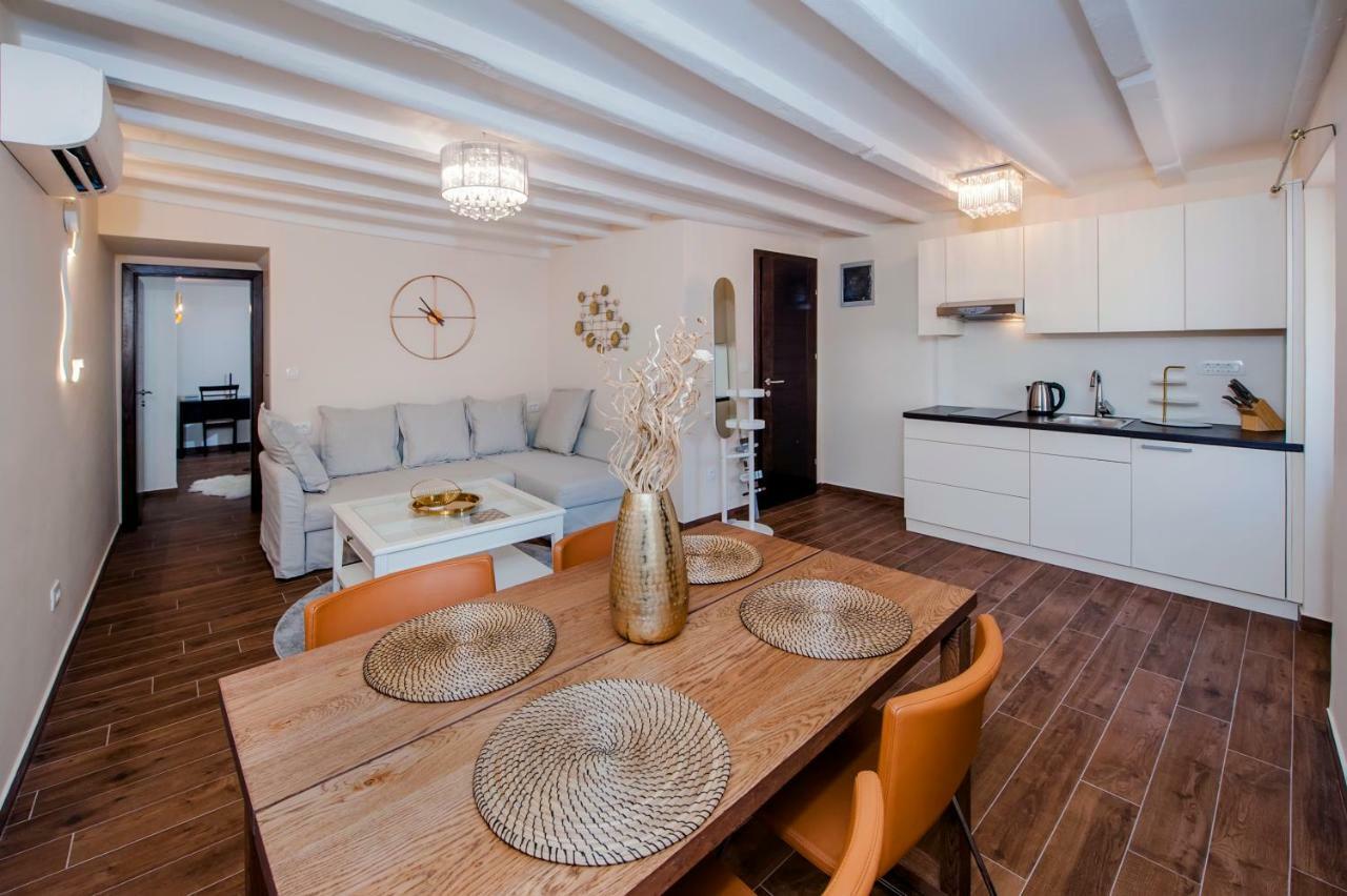 Nea Seaview 3-apartments! Appartement Rovinj