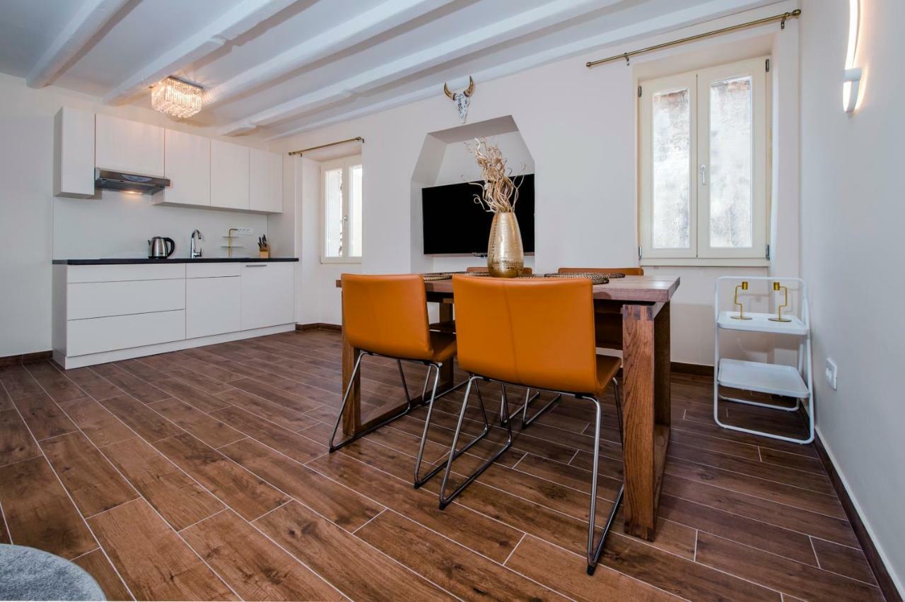 Apartment Nea Seaview 3-apartments! Rovinj